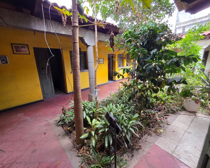 Casa en renta con 7 habitaciones, ideal para inversión zona 2 Ref-5739