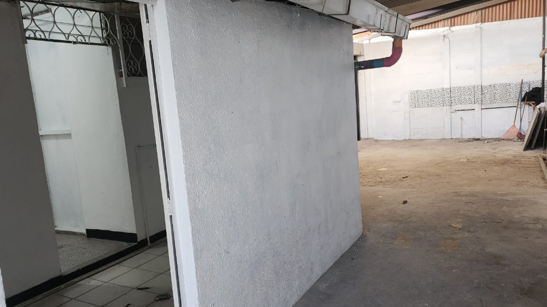 Venta de casa sobre Boulevard Principal Colonia Lourdes, zona 16 - Miniatura 6