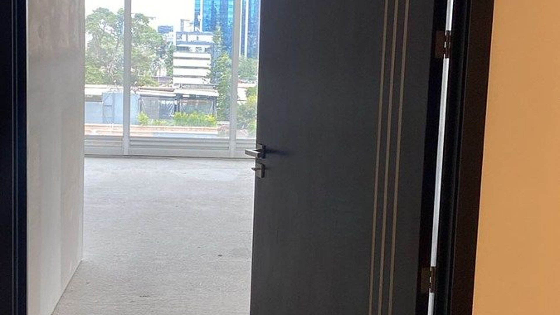 VASANTA | Oficina en Venta, zona 10 - Miniatura 3