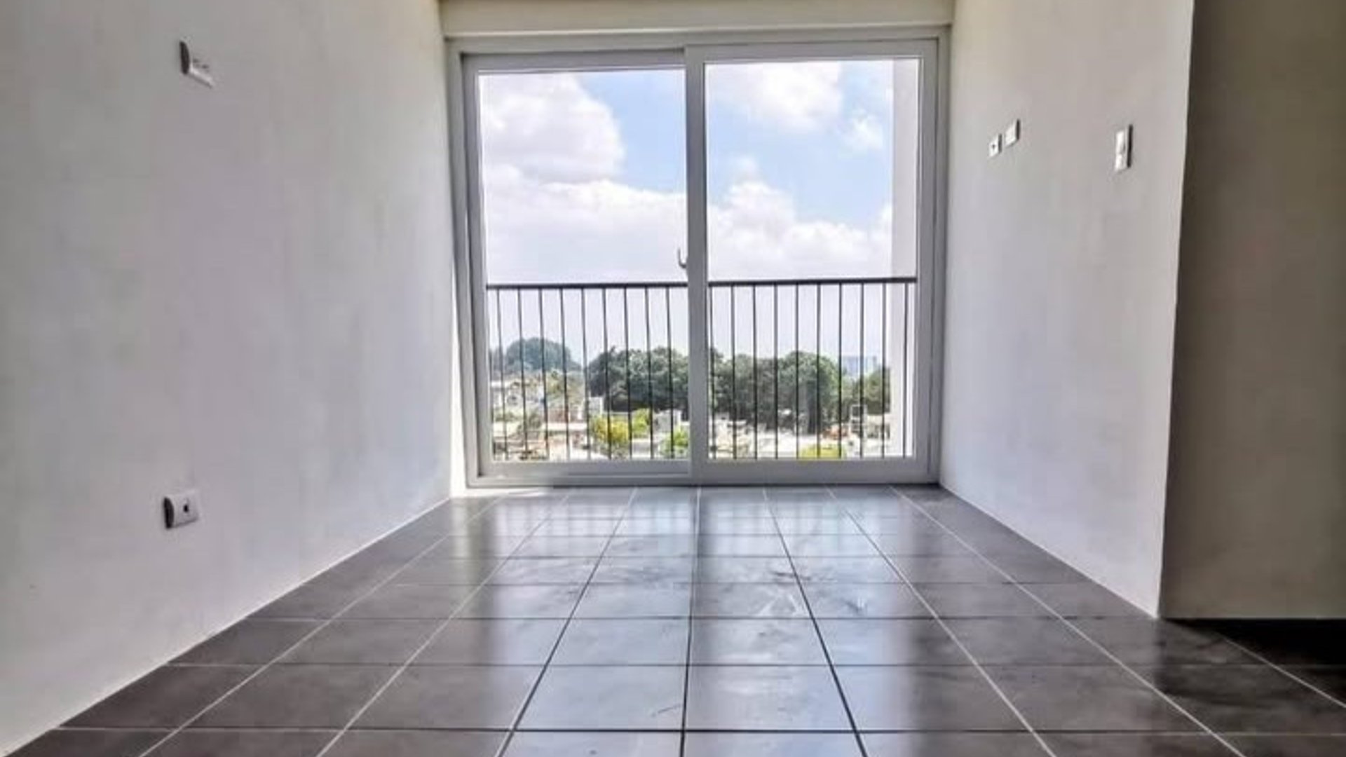 Apartamento en Renta Edificio Berlindo Zona 1 de Mixco