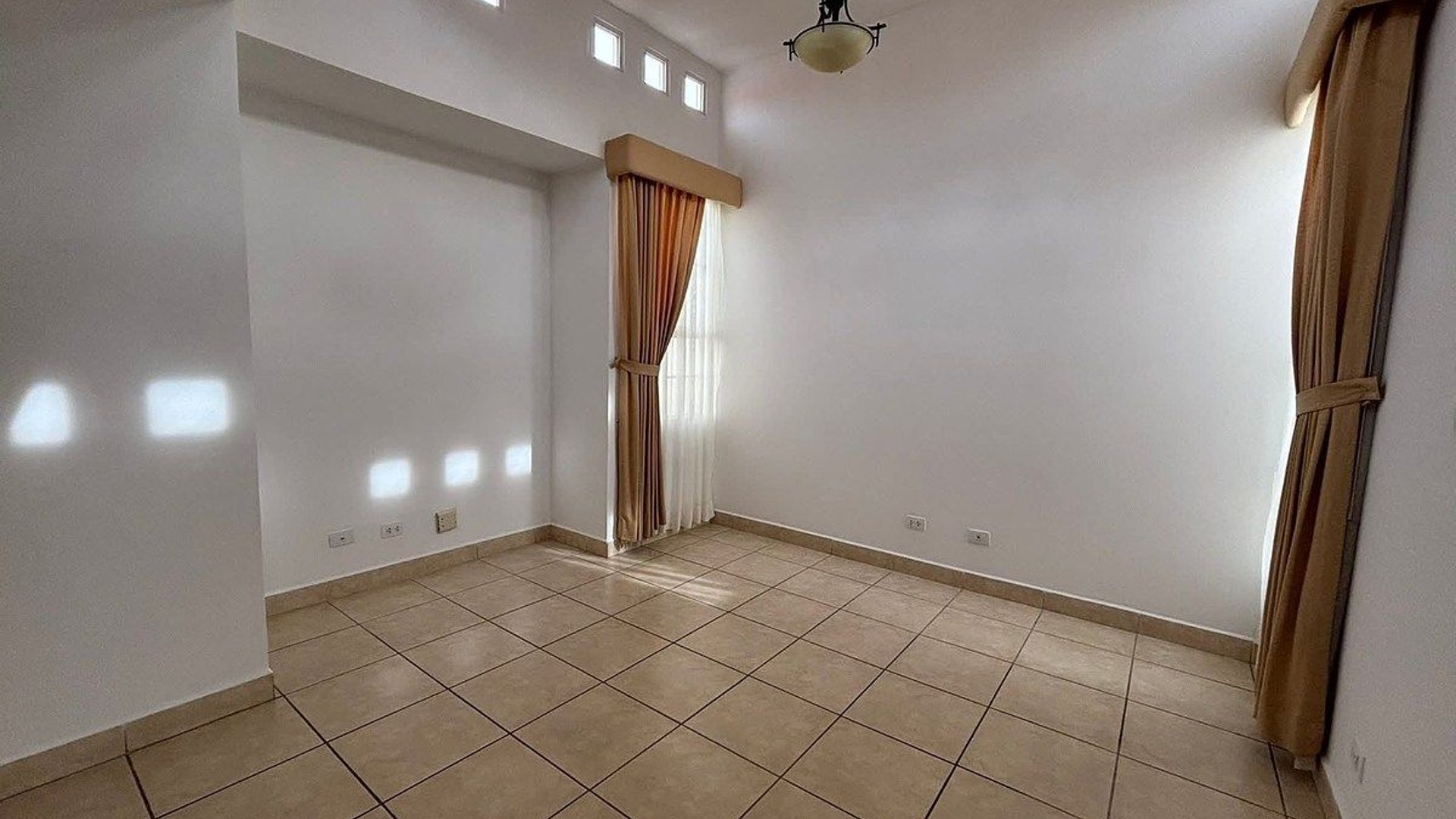 Casa en Renta - Peñón de San Ángel Zona 2 - Miniatura 9