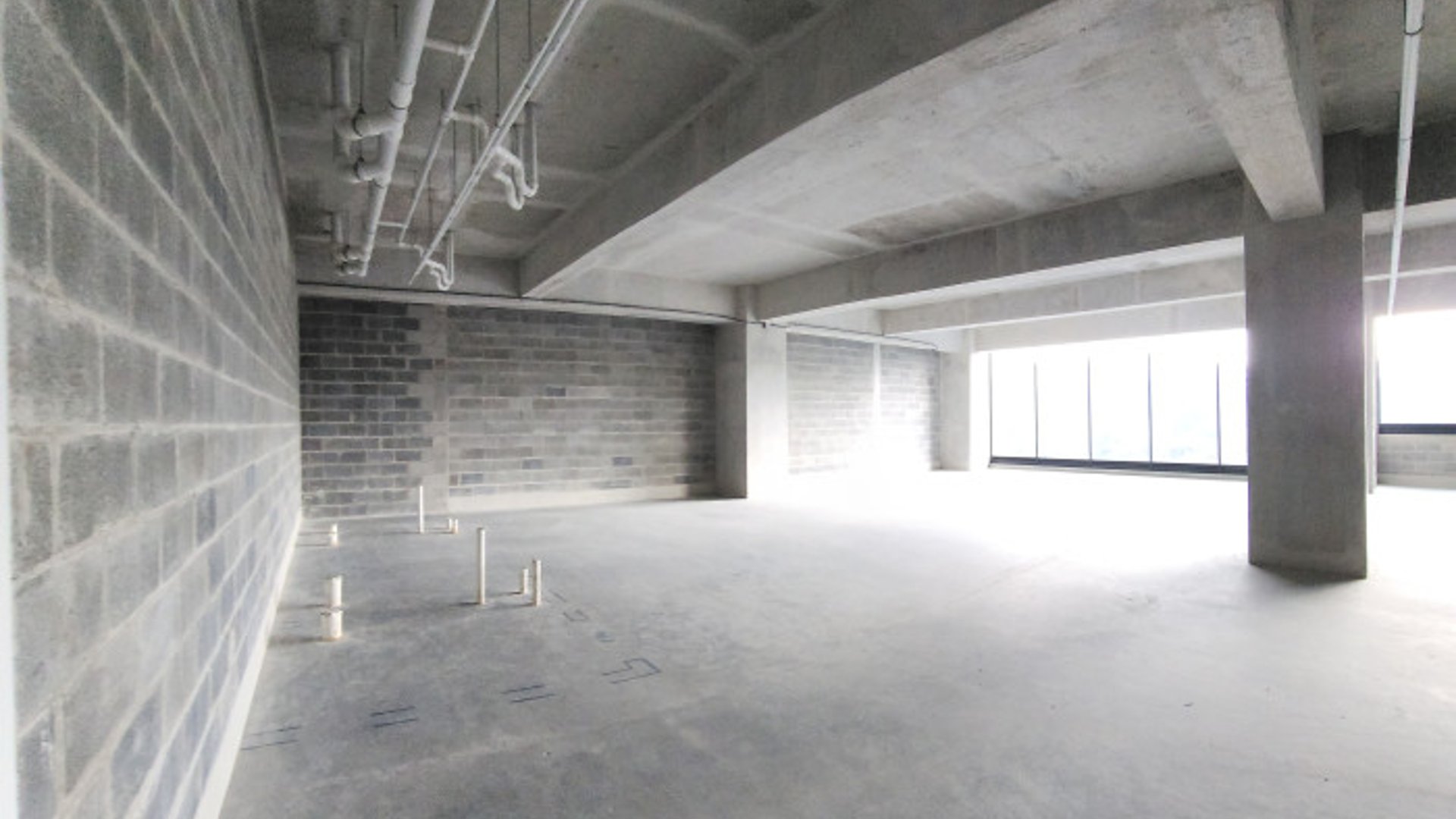 Oficina en Renta en de 305 mts2 Zona 15 Edificio Spazio