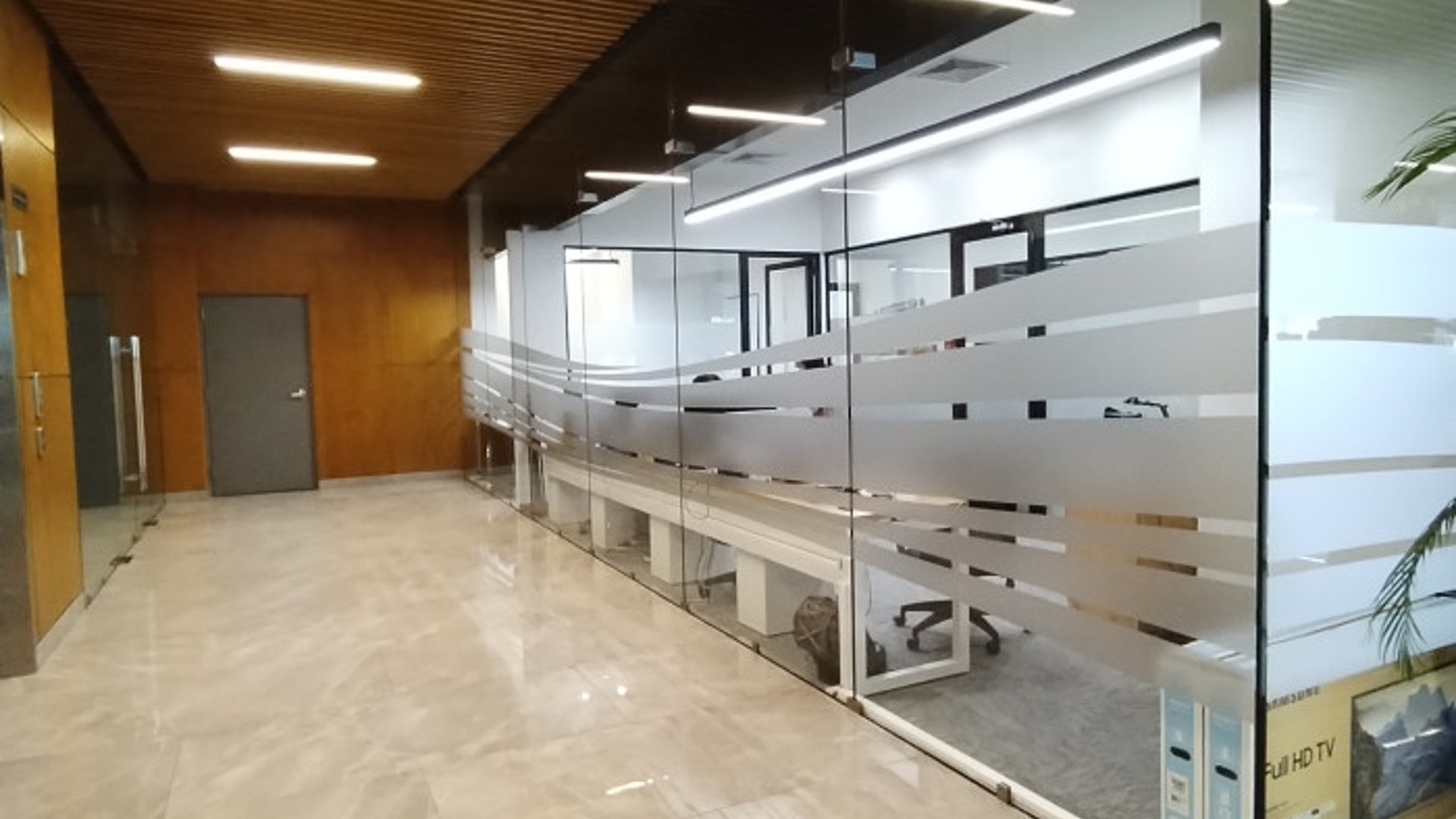 Oficina en renta en Americas zona 13 - Miniatura 8