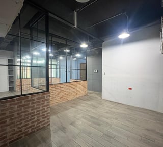 Oficina en Venta Edificio Pialé, zona 10