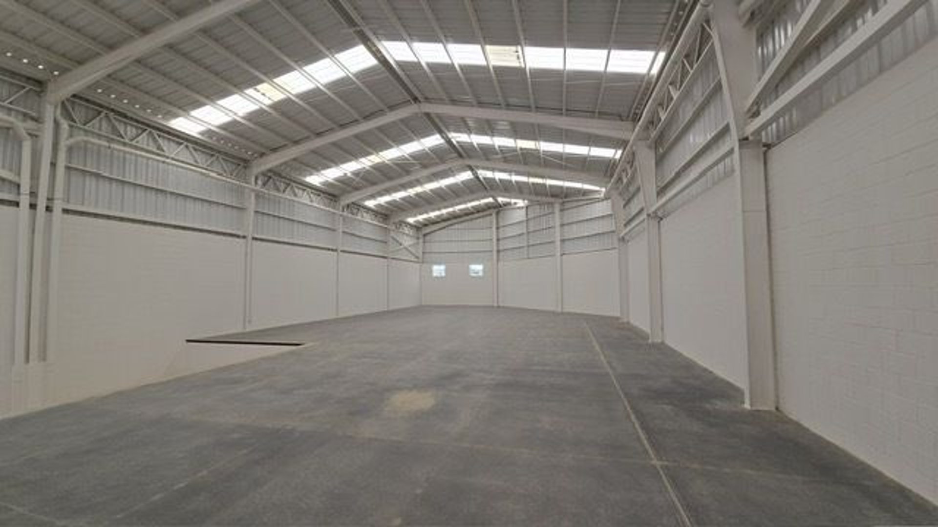 Ofibodega en Renta – Condominio Industrial CAES Km 27, Carretera a El Salvador