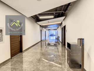 SPAZIO / Oficina en Venta , zona 16 - Image 3