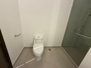 SPAZIO ZONA 15  EN RENTA 2 habitaciones + 94.65 mts2 jardín privado - 5