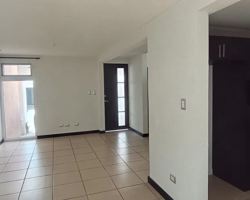 Casa en ALQUILER en Alto de Village km 25 Carretera a El Salvador