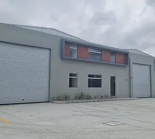 Ofibodega en renta en El Naranjo Guatemala | Bodega industrial con andén