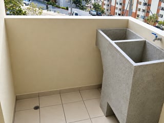 APARTAMENTO EN RESIDENCIALES REFUGIO 2 SAN RAFAEL ZONA 18 - 4