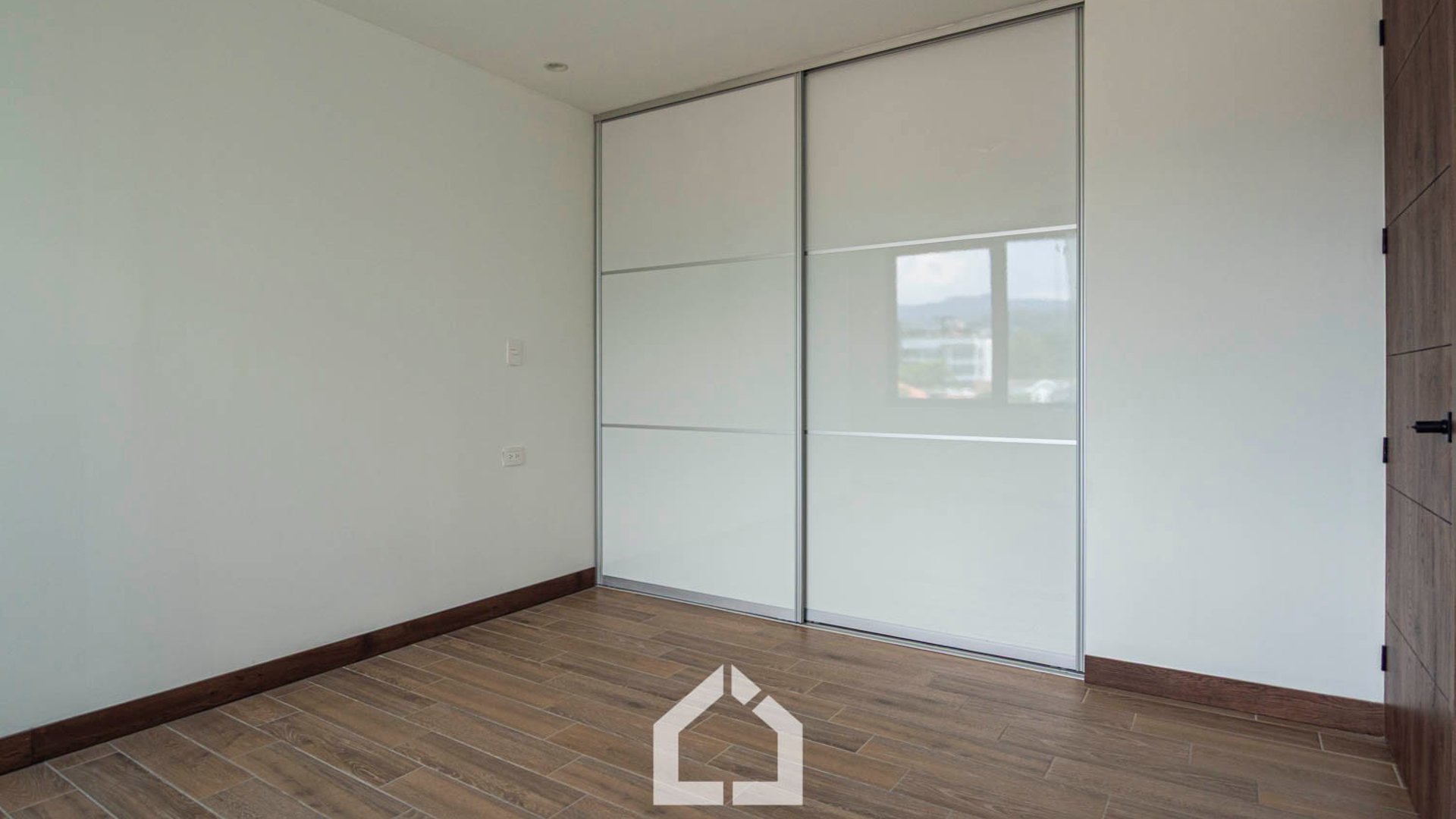 Apartamento de 3 habitaciones en 21B+, zona 15 - Miniatura 5