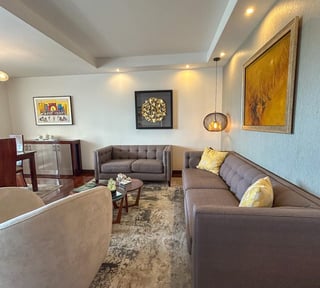 Apartamento en renta de 3 dormitorios en zona 14