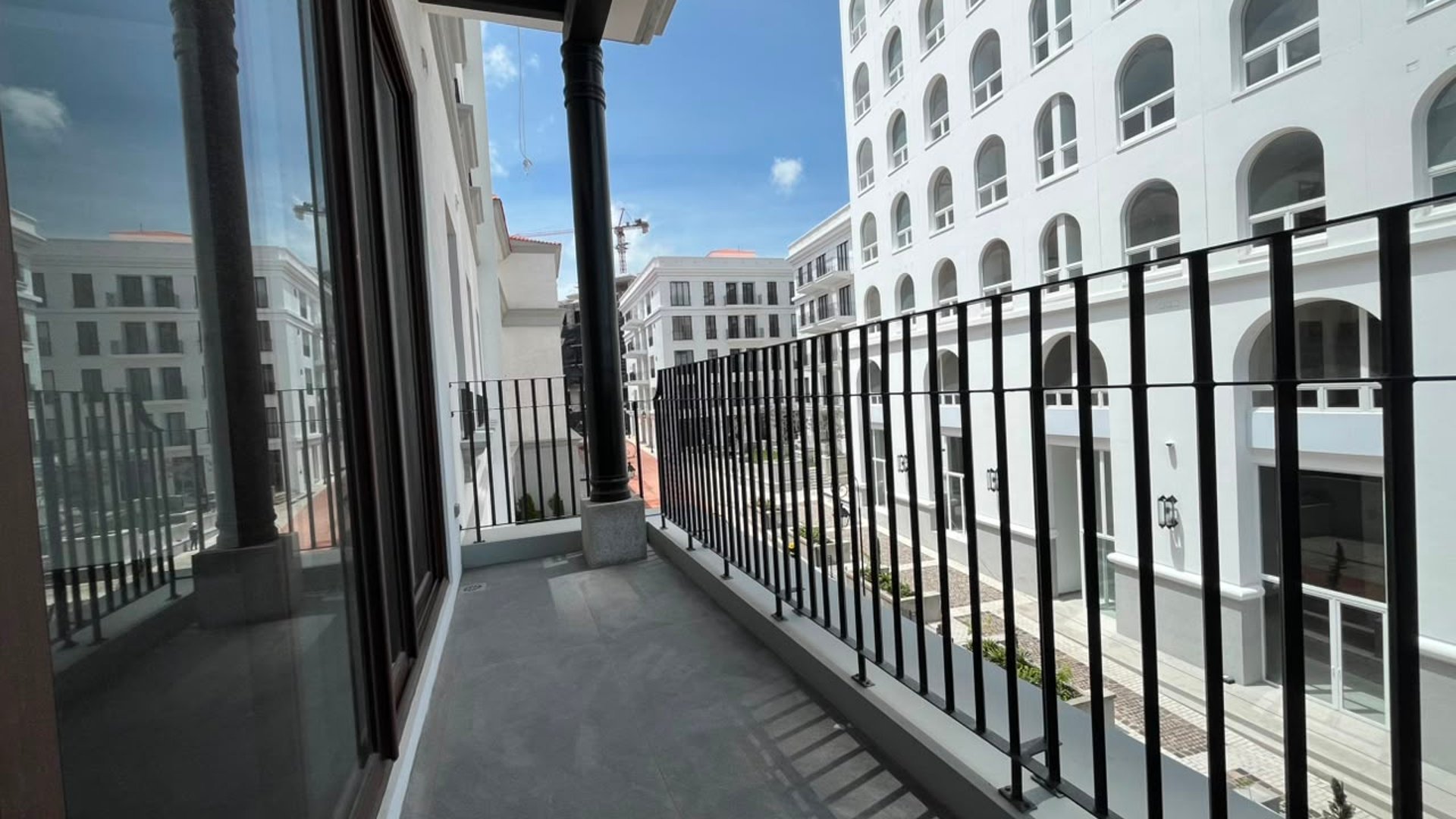 RENTA Apartamento Zona 16 Edificio Nogales de Cayalá - Miniatura 3