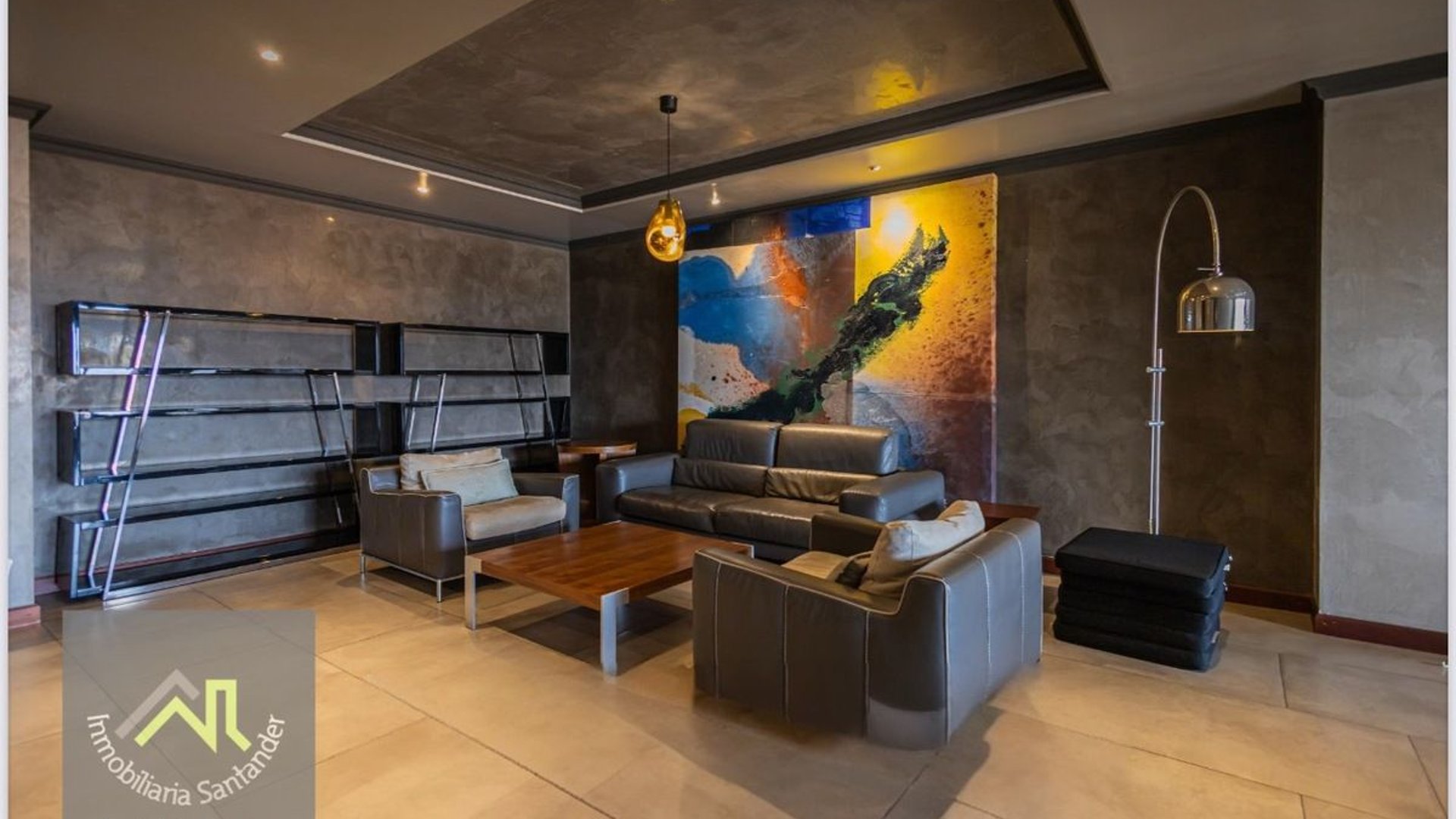 Apartamento  Amueblado en venta – Edificio Tadeus, Zona 14