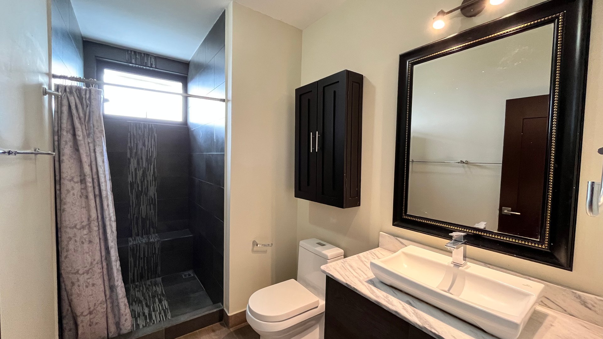 Apartamento en Alquiler, Edificio Cupertino, Muxbal - Final 20 calle - Miniatura 9