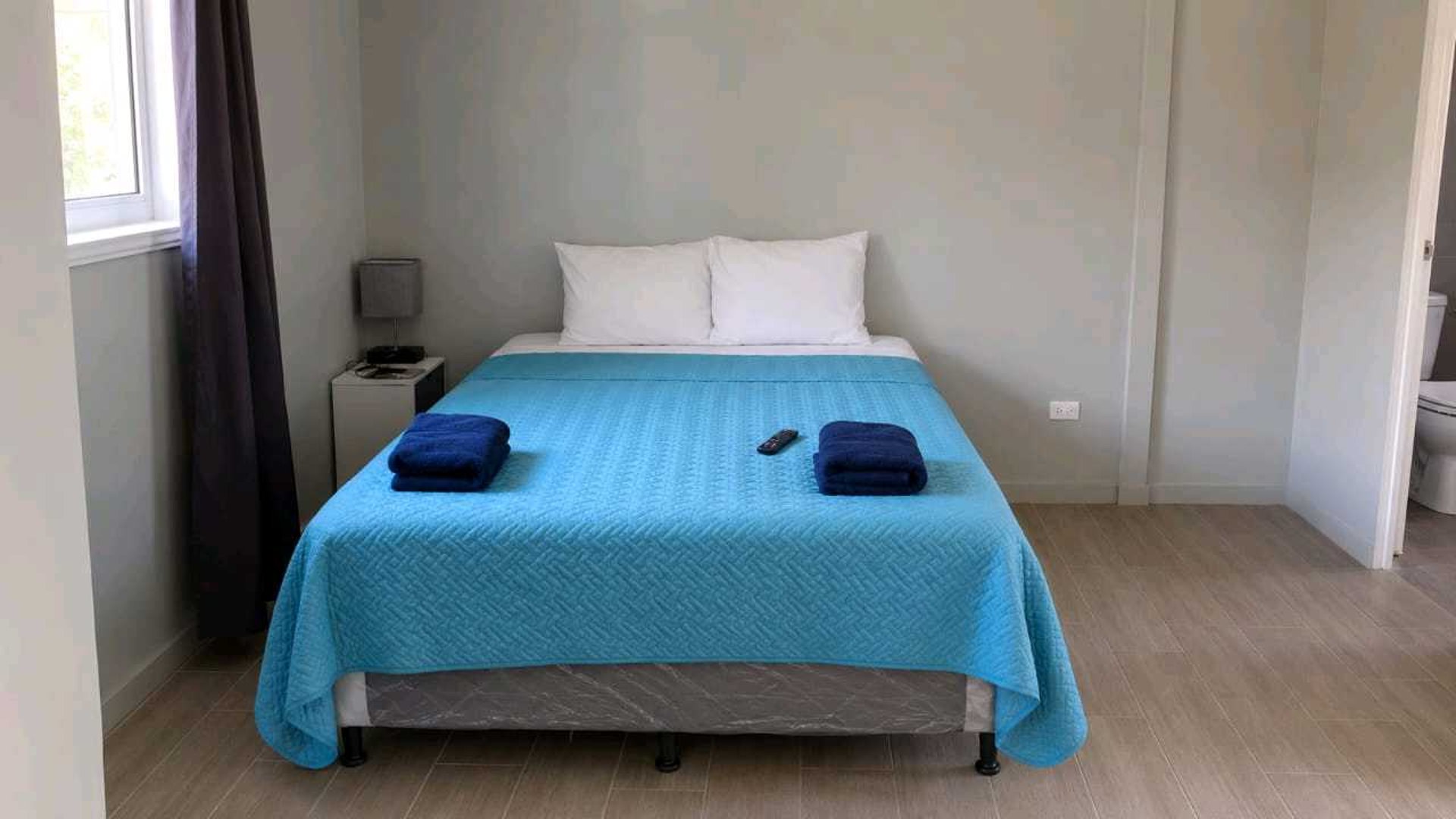 APARTAMENTO EN ALQUILER ???? Villa Santander, Zona 10 - Miniatura 5