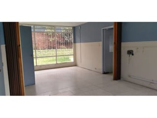 Casa Comercial en Avenida las Américas Zona 13 - 4