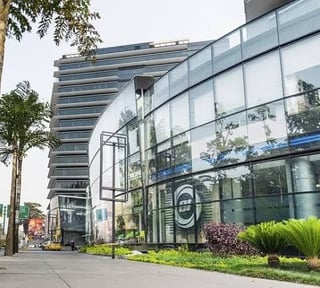Oficina en Venta – Design Center, Zona 10 | 114 m² + 2 Parqueos - Miniatura 11