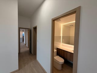 Apartamento en Renta en zona 10 (salida UFM) - Image 5