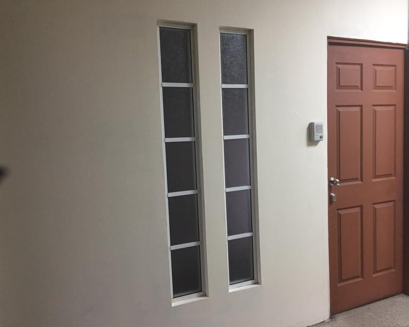 Alquler oficina zona 10 de 52 m2