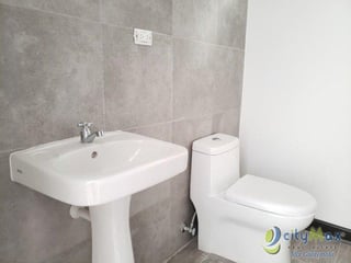 Bodega en Venta Zona 4 de Mixco El Naranjo - Image 15