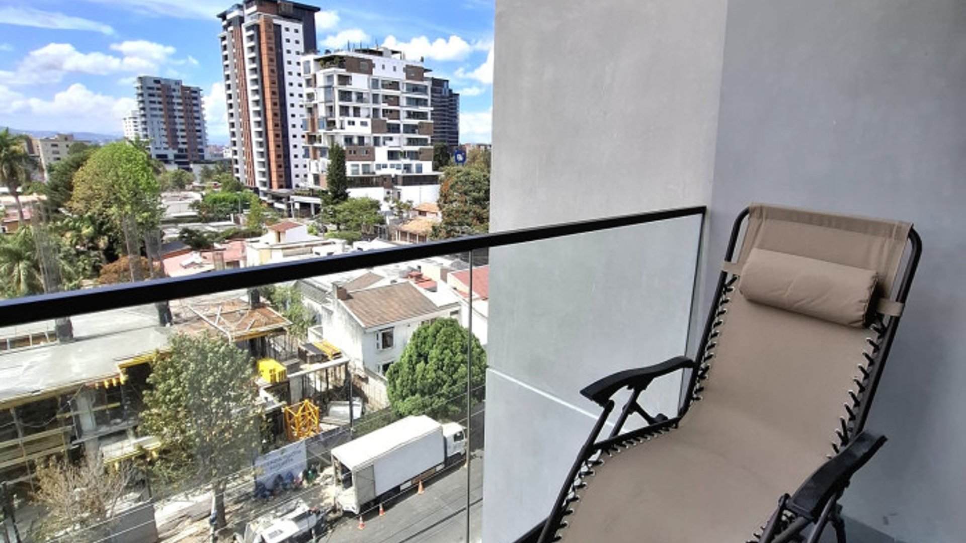 Apartamento en Renta de 2 Habitaciones en Kiintea z.15