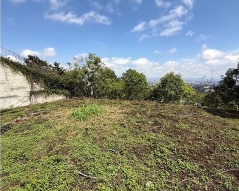 Terreno en Venta – Cercano a Vista Hermosa y Zona 10