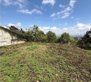 Terreno en Venta – Cercano a Vista Hermosa y Zona 10