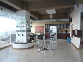 OFICINA EN RENTA EN ZONA 15 VISTA HERMOSA GUATEMALA - Image 4