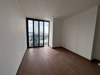 Apartamento en Venta FERRE DIEZ, Zona  10 Cesión de Derechos - 4
