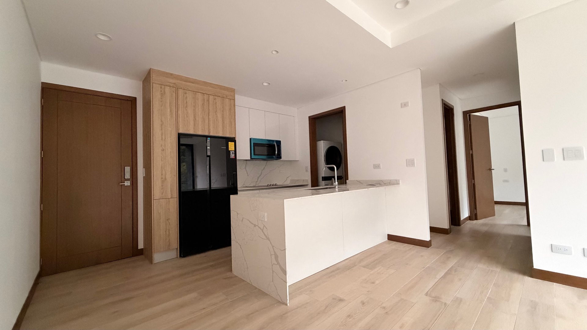 Apartamento en Alquiler Edificio Ferré Diez, zona 10