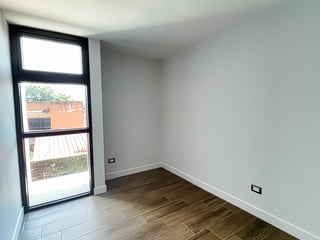 Apartamento En Venta Zona 11 Edificio TRIBECA - Image 9