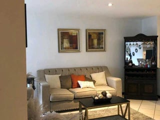 Vendo en 1er. Nivel Apartamento en zona 14 sobre  5ta ave - 5