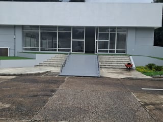"660m² Office for Rent with 2 Bathrooms, Parking | Km 13 Guatemala" - Image 1