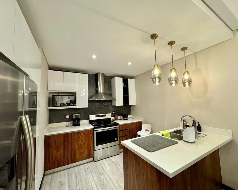 Apartamento en Alquiler Lirios de Cayalá 2 Zona 16