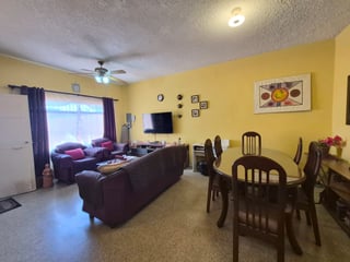 VENTA Casa Residencial Bosques de San Nicolas, Mixco Zona 4  - 2