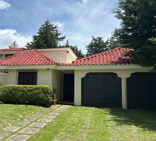 Casa Amueblada en Renta Hacienda Country Club
