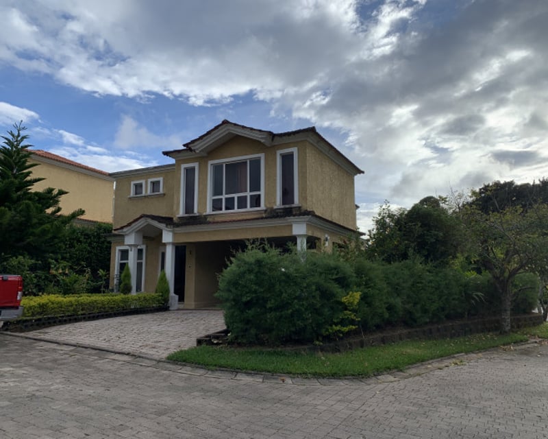 Casa amueblada en renta en km 29 CAES, Residencial