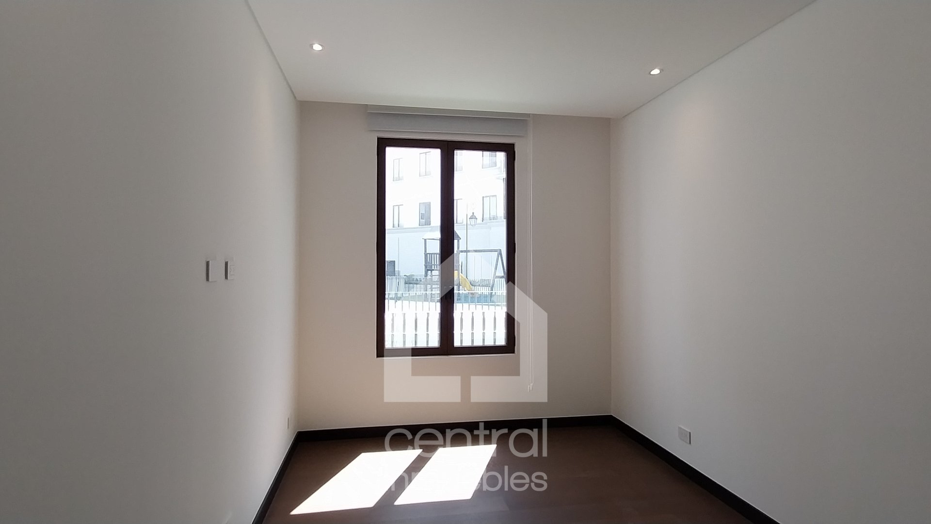 Lujoso Apartamento en Renta con jardín privado en Nogales Cayalá - Miniatura 8