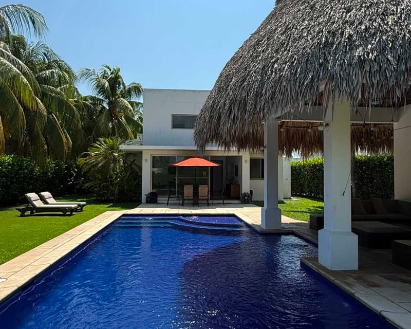 PERGOLAS DEL MAR CASA EN RENTA COMPARTIDA
