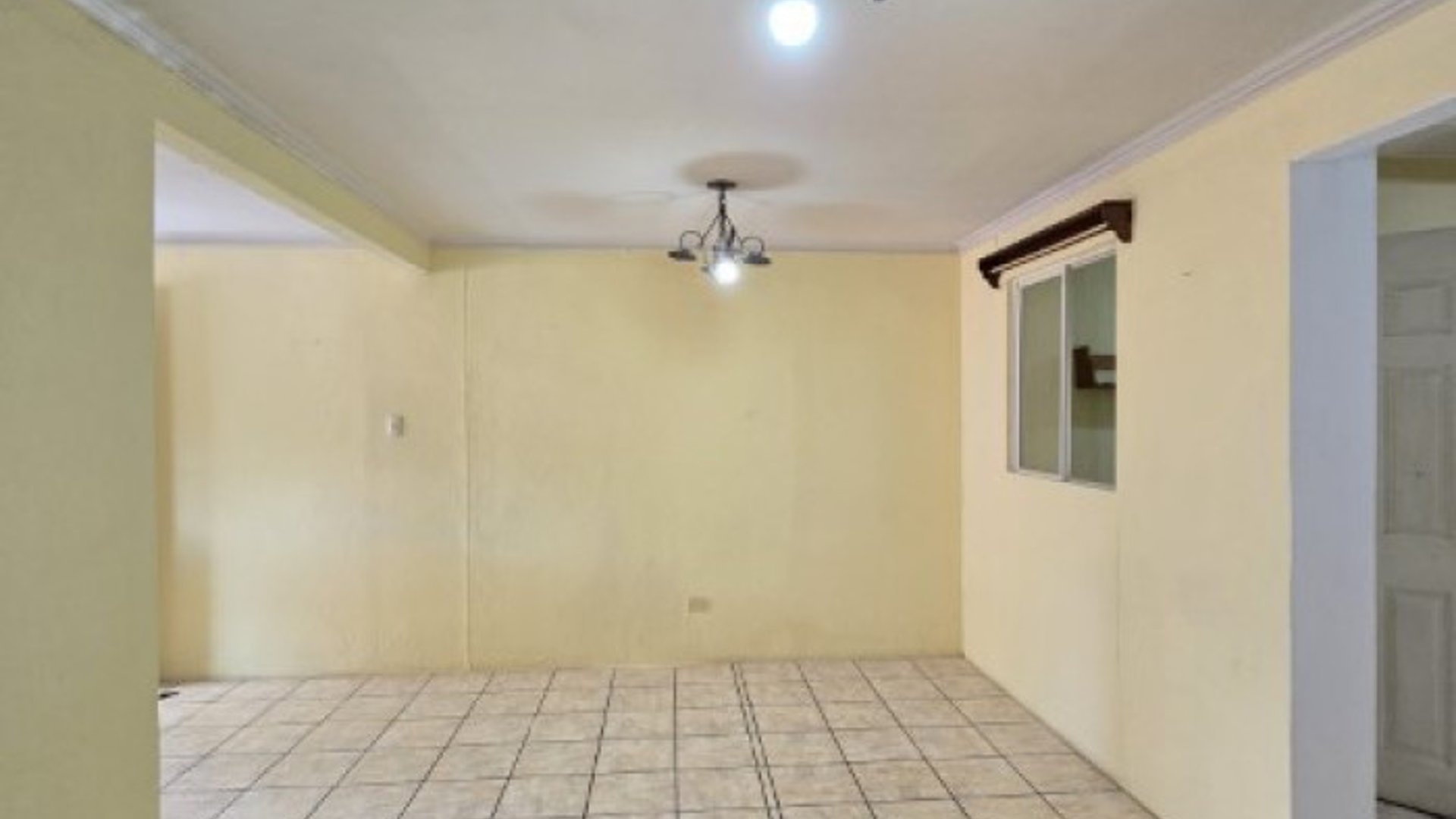 Casa en Venta El Frutal 3 Villa Nueva, Guatemala - Miniatura 3