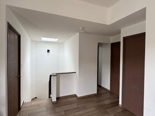 Casa en Venta en Zona 2 de Villa Nueva - Image 9