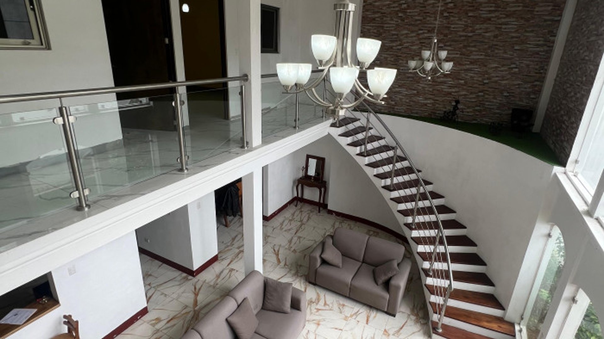 Hermosa Casa moderna en Venta a 10 minutos de Antigua