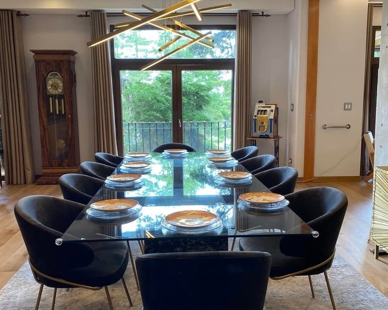 Precioso, moderno y muy iluminado Apto Amueblado en venta, zona 10