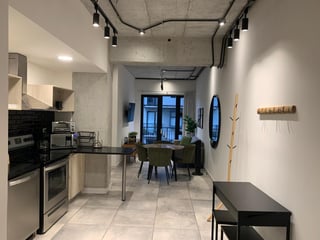 📍 APARTAMENTO AMUEBLADO EN RENTA – 2 HAB | BOUTIQUE SILK | ZONA 4 - 5