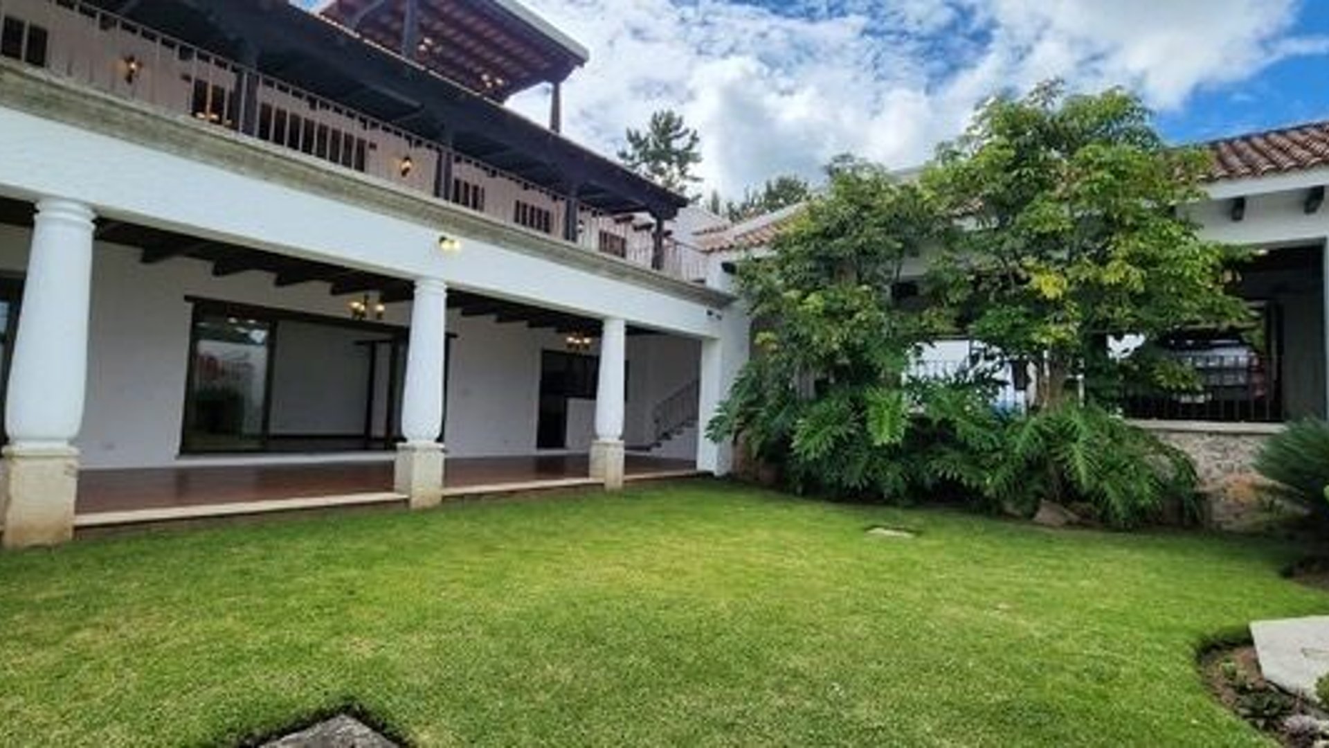 PRECIOSA CASA EN VENTA LA ESPAÑOLA MUXBAL, CAES