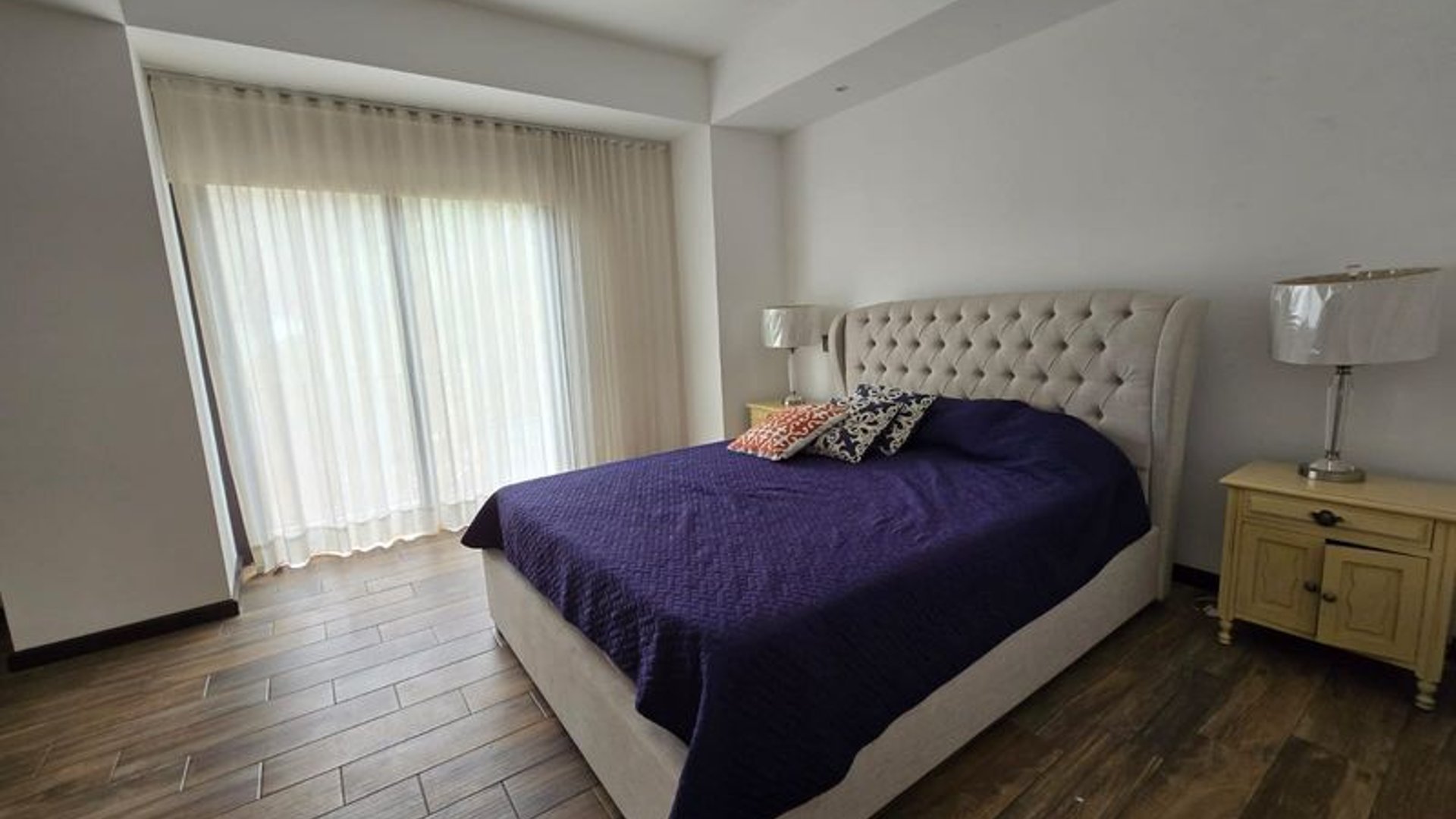 Apartamento en renta, en Zona 16