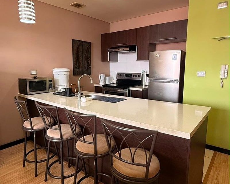 APARTAMENTO AMUEBLADO EN RENTA | TORRE 14, ZONA 14