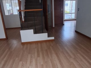 Luxurious 4 Bedroom House with Garden for Sale in Cañadas de Arrazola CAES - Image 2