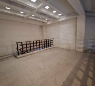 Local en Renta con 96m2 con Mezanine en Zona 10